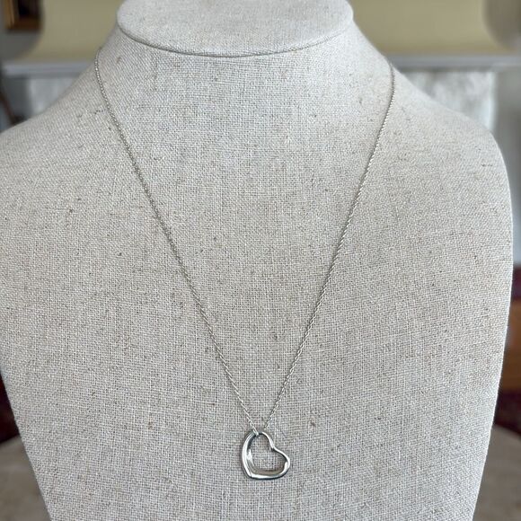 Tiffany &Co. Elsa Peretti Open Heart Necklace 16mm Heart 18” Chain - Picture 2 of 10